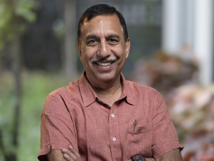 Sunil   Mukhi 